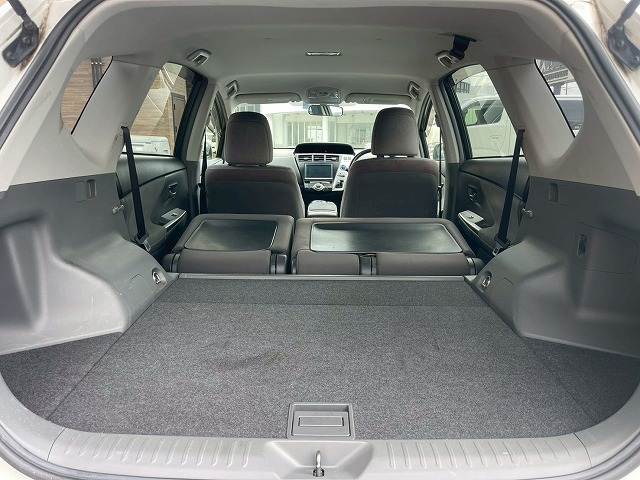 トヨタ プリウスαの画像20