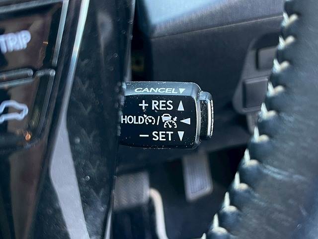 トヨタ プリウスαの画像4