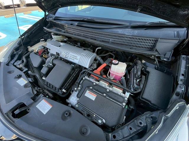 トヨタ プリウスαの画像18