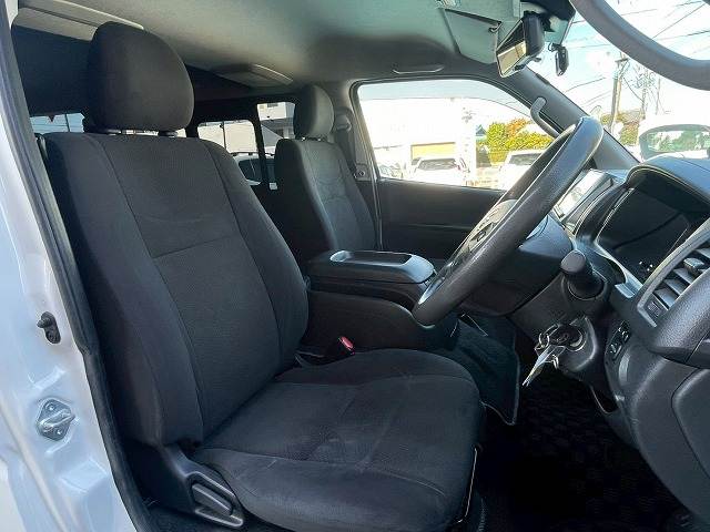 トヨタ ハイエースバンロングボディの画像11