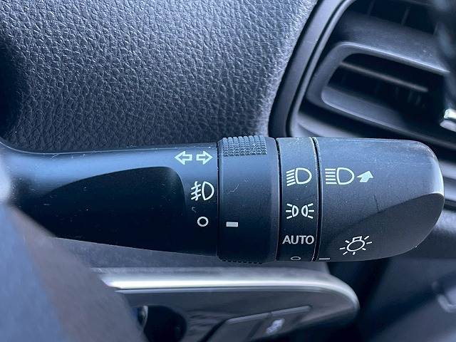 トヨタ プリウスの画像9