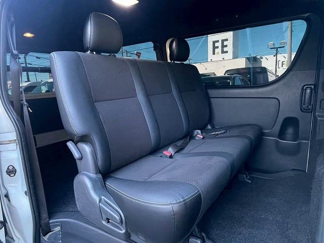 トヨタ ハイエースバンロングボディの画像12