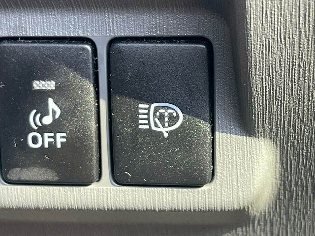 トヨタ プリウスαの画像9