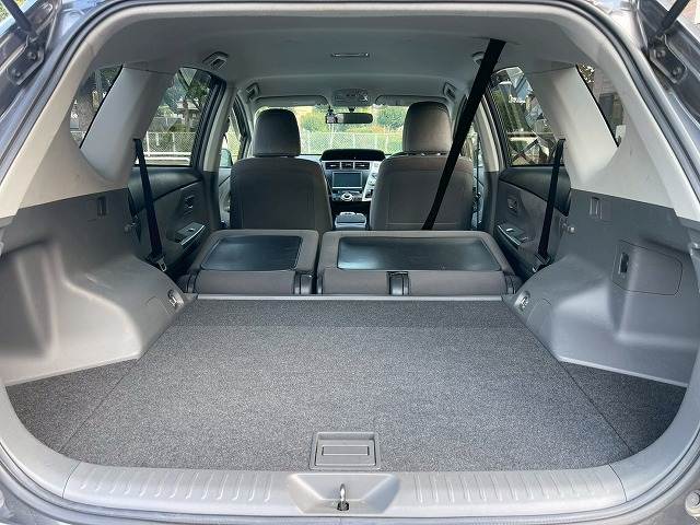 トヨタ プリウスαの画像13