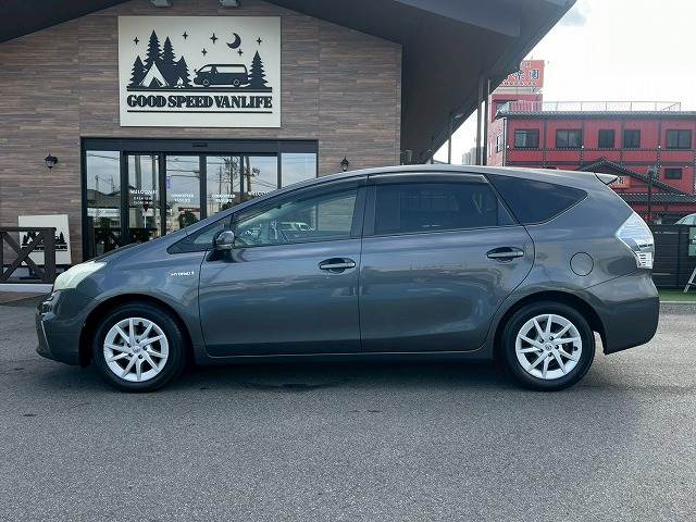 トヨタ プリウスαの画像14