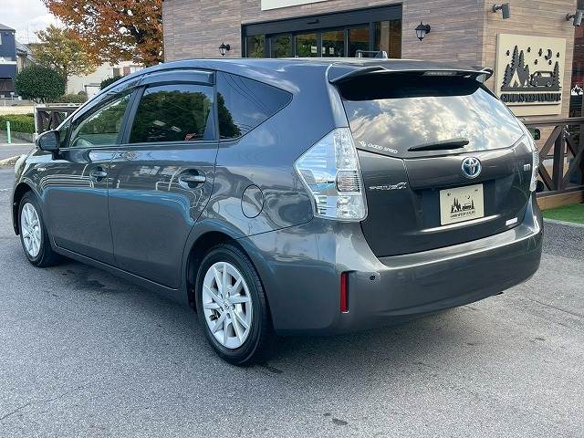 トヨタ プリウスαの画像17