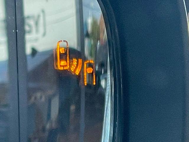 プリウスZ 内装他