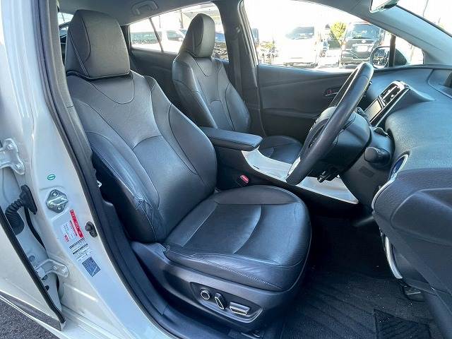 トヨタ プリウスの画像11