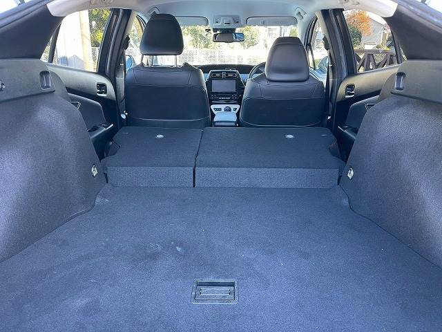 トヨタ プリウスの画像13