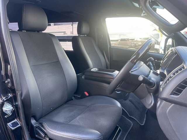 トヨタ&nbsp;ハイエースバンロングボディの画像11