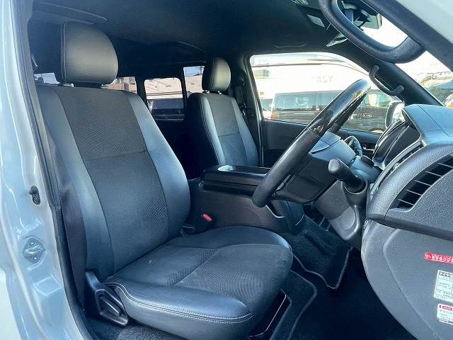 トヨタ&nbsp;ハイエースバンロングボディの画像11