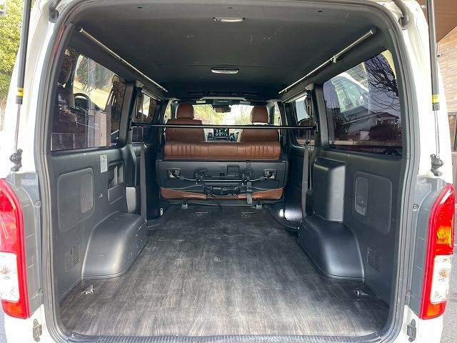 トヨタ ハイエースバンロングボディの画像13