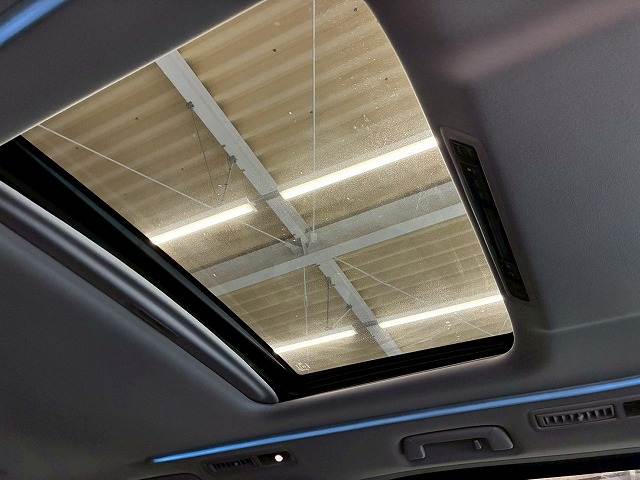 トヨタ&nbsp;アルファードの画像4