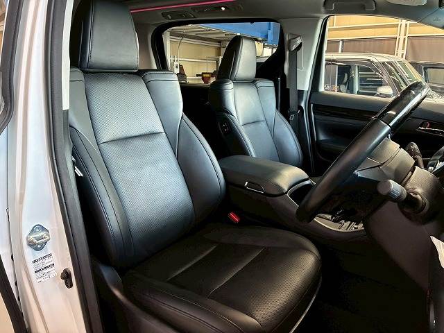 トヨタ&nbsp;アルファードの画像11