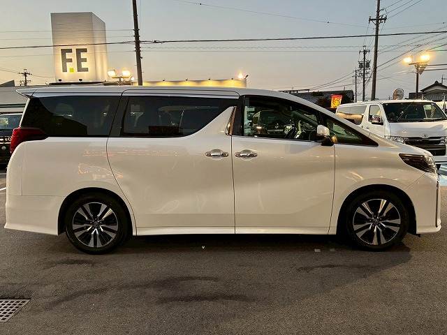 トヨタ&nbsp;アルファードの画像15