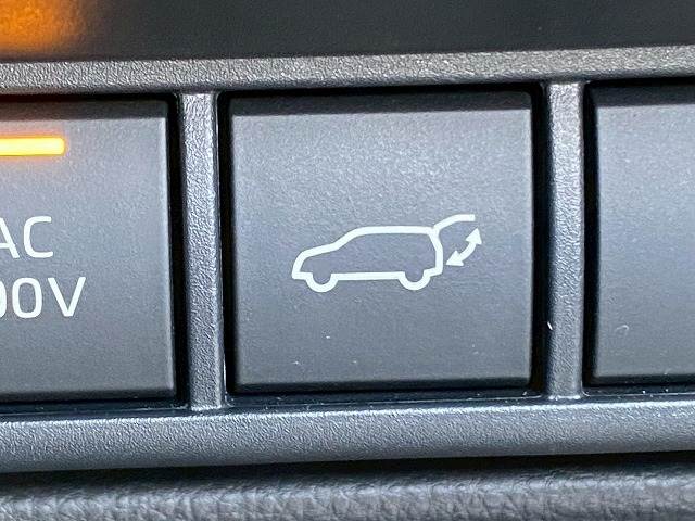 トヨタ&nbsp;プリウスの画像9