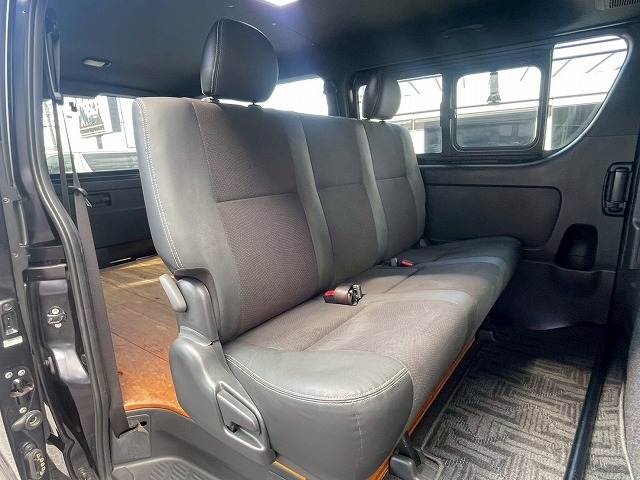 トヨタ ハイエースバンロングボディの画像12