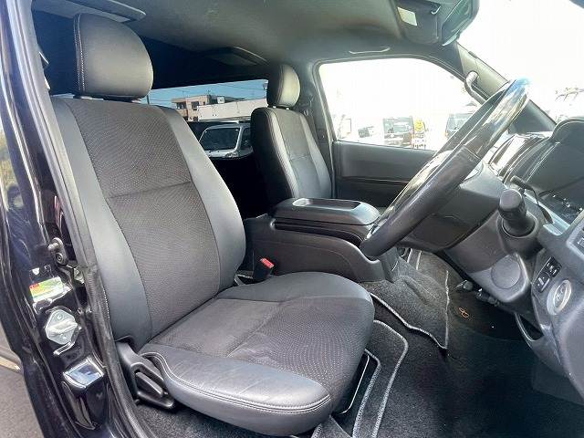 トヨタ ハイエースバンロングボディの画像11