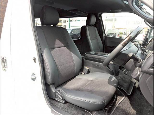 トヨタ&nbsp;ハイエースバンロングボディの画像11