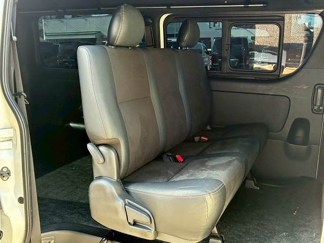 トヨタ ハイエースバンロングボディの画像12