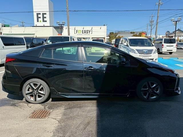 トヨタ プリウスの画像15