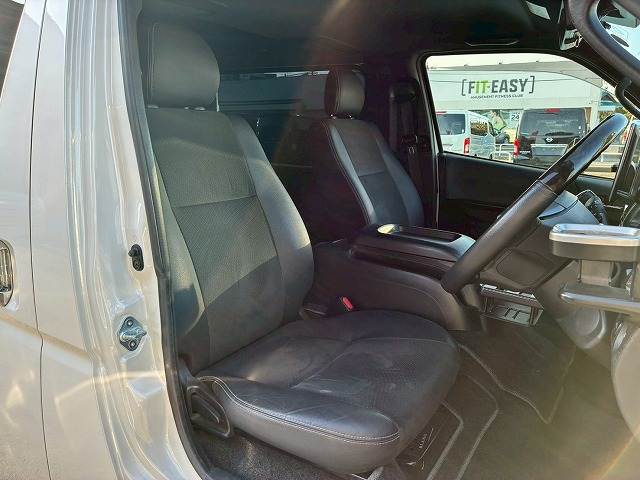 トヨタ ハイエースバンロングボディの画像11