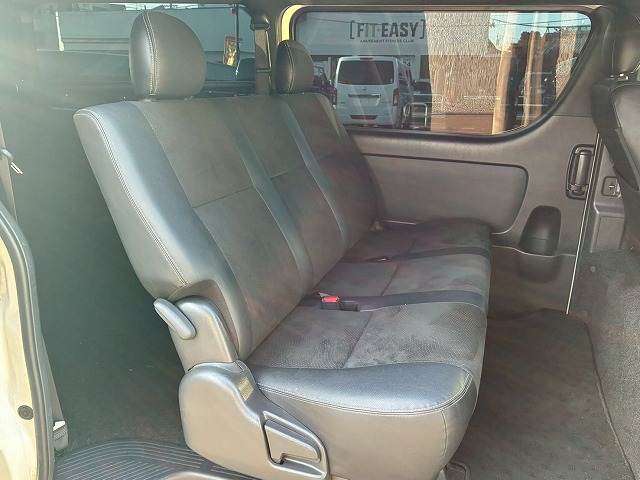 トヨタ ハイエースバンロングボディの画像12