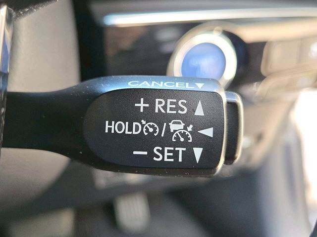 プリウス□S “ツーリングセレクション” 内装他