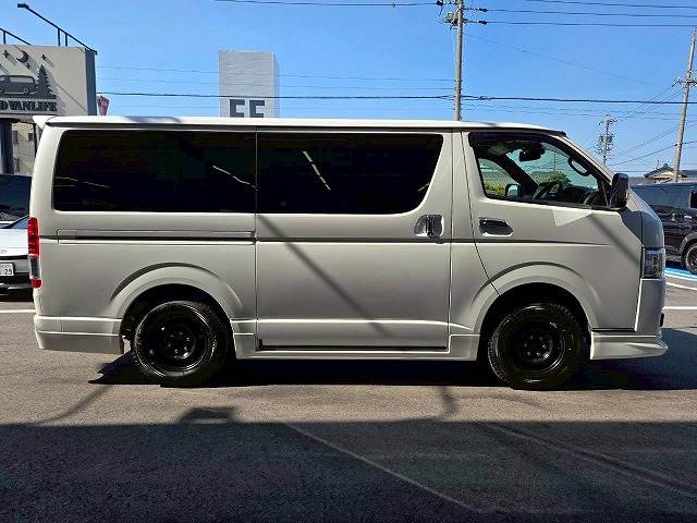 トヨタ ハイエースバンロングボディの画像15