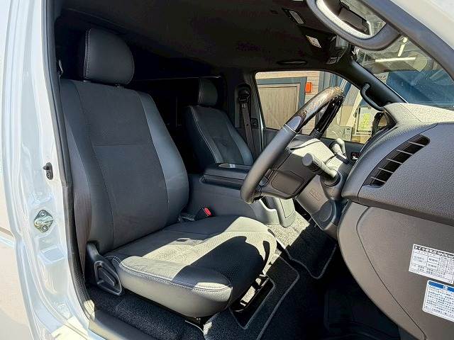 トヨタ&nbsp;ハイエースバンロングボディの画像11