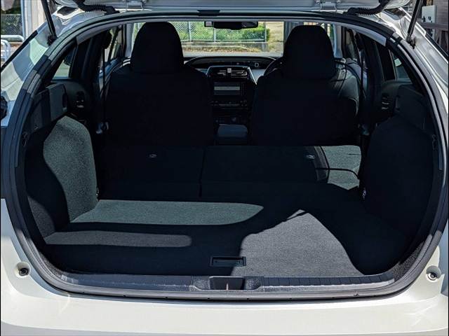 トヨタ&nbsp;プリウスの画像13