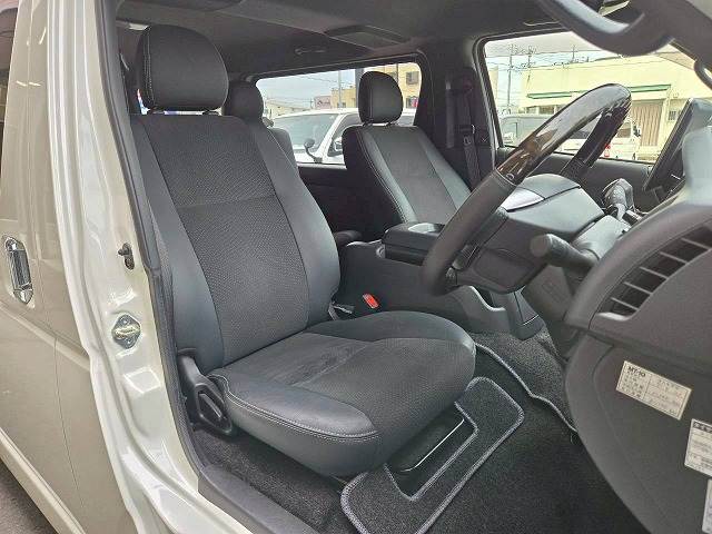 トヨタ&nbsp;ハイエースバンロングボディの画像11