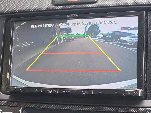 カローラフィールダーハイブリッドHYBRID ケンウッドナビ/バックカメラ/衝突軽減ブレーキ/車線逸脱警報/CD・DVD再生/ETC/オートマチックハイビーム/電動格納ミラー/パワーステアリング/パワーウインドウ/ミュージックプレイヤー接続可 内装他