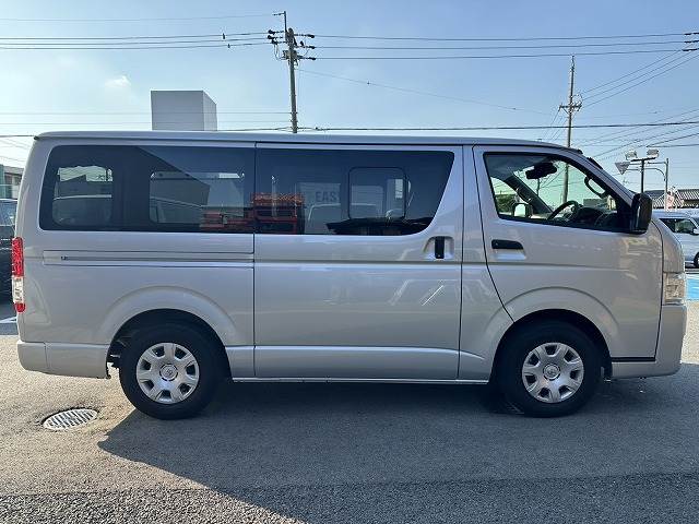 トヨタ ハイエースバンロングボディの画像17