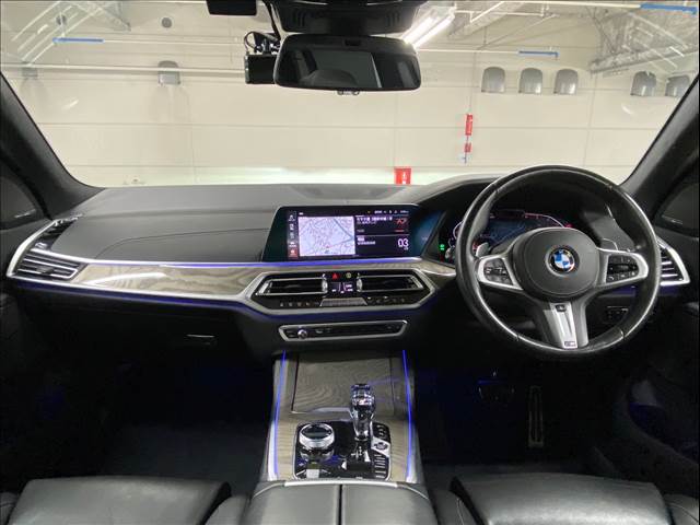 BMW X7の画像2