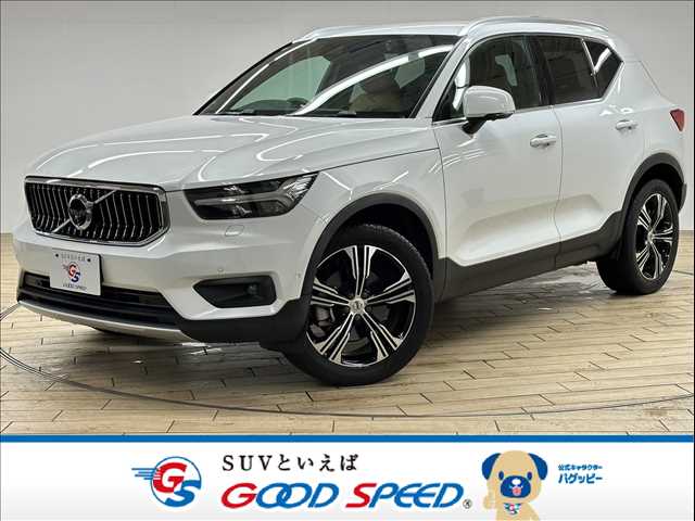 ボルボ XC40 T4 AWD Inscription