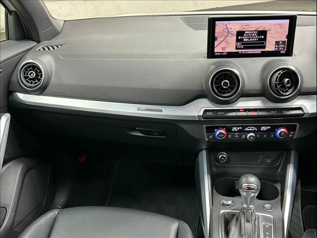 アウディ Q2の画像12