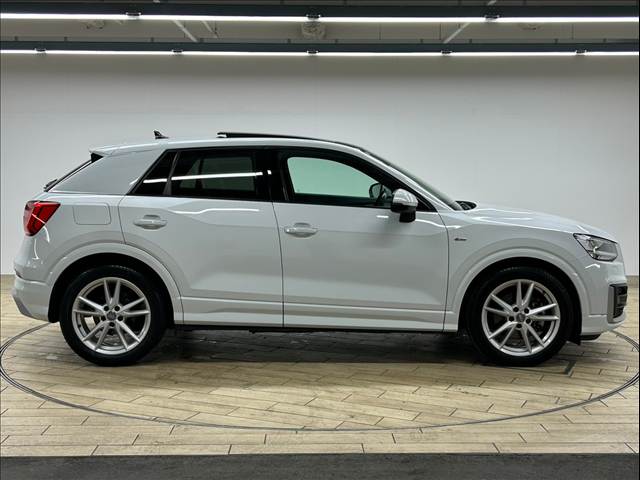 アウディ Q2の画像18