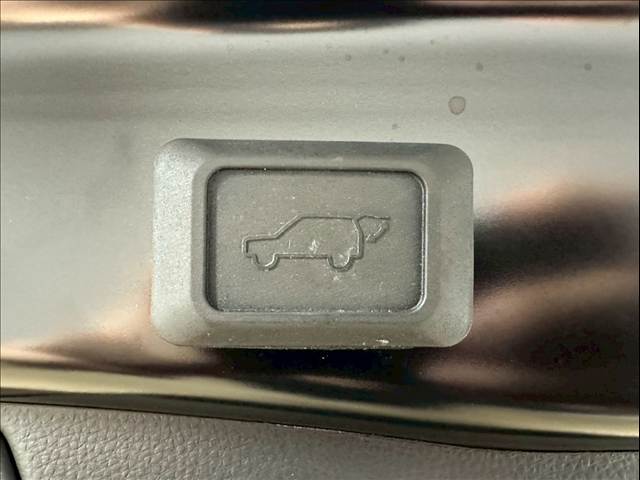 トヨタ RAV4 PHVの画像8