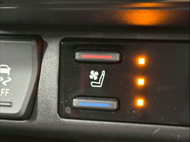 トヨタ RAV4 PHVの画像9