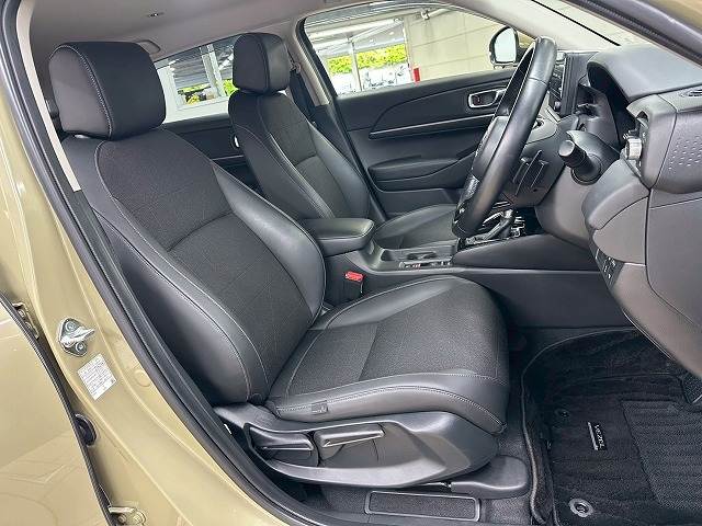 ホンダ ヴェゼルハイブリッドの画像8