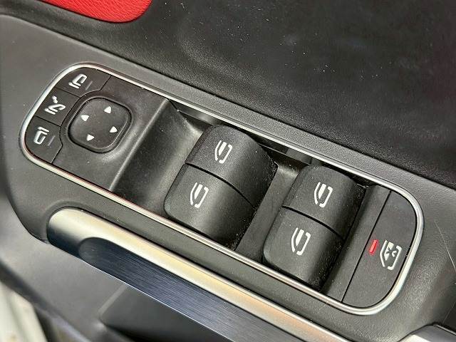 メルセデス・ベンツ GLB-CLASSの画像16