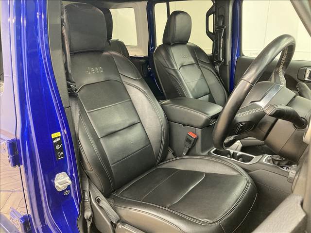 JEEP WRANGLERUnlimited Sahara 内装他