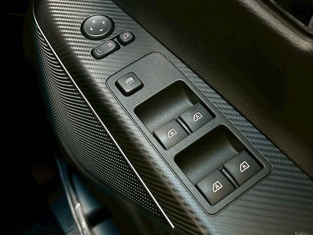 三菱 デリカD5の画像16