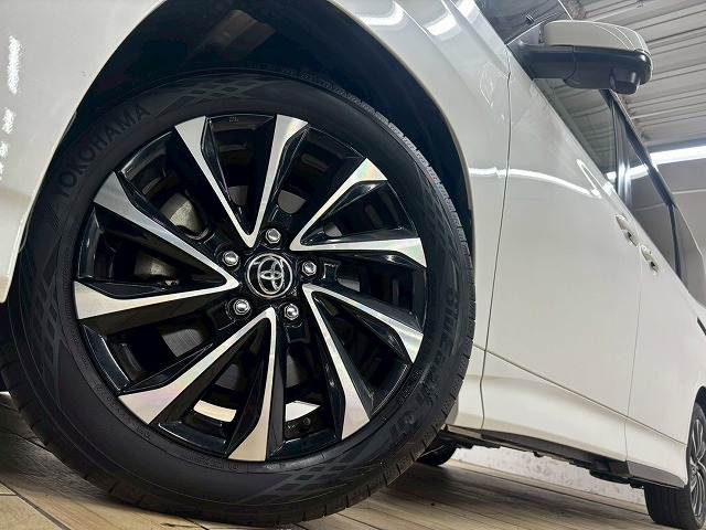 トヨタ ノアハイブリッドの画像12