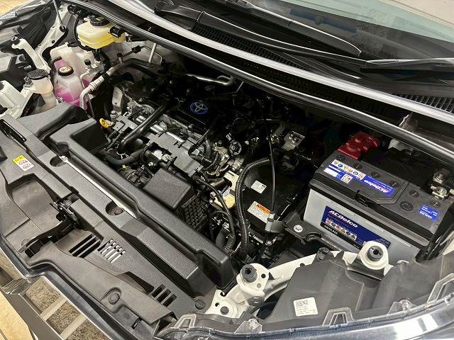 トヨタ ノアハイブリッドの画像15