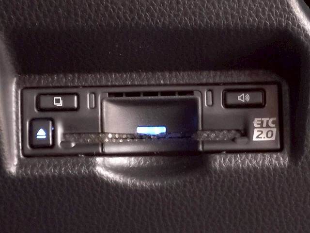 トヨタ ノアハイブリッドの画像13