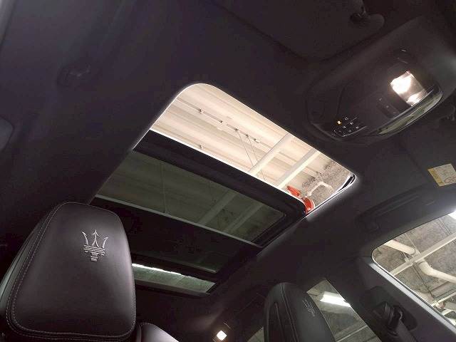 マセラティ Levanteの画像5