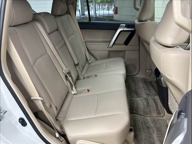 トヨタ ランドクルーザープラドの画像12