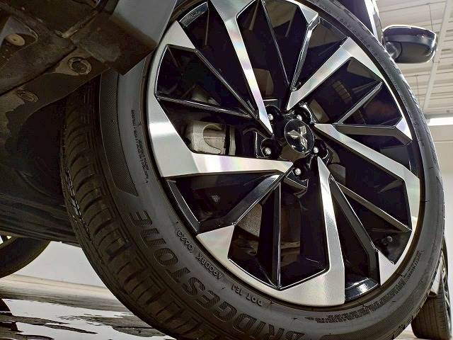 三菱 アウトランダーPHEVの画像13